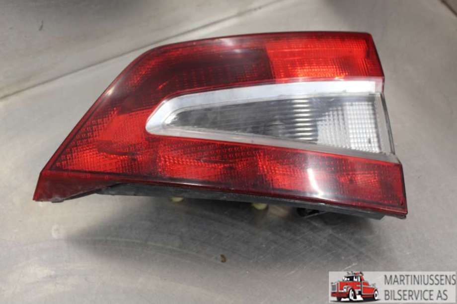 Baklykt høyre indre til Ford Galaxy 2007-2010 (Type III, Fase 1)  (FORD||6M21-13A603-EB)