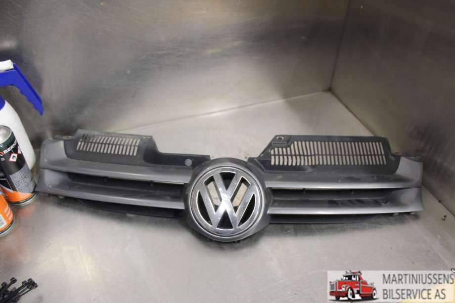 Grill til VW Golf V, Combi, 2003-2008  (VOLKSWAGEN|)
