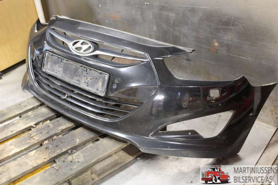 Støtfanger foran til Hyundai i40 2012-2017  (HYUNDAI|)