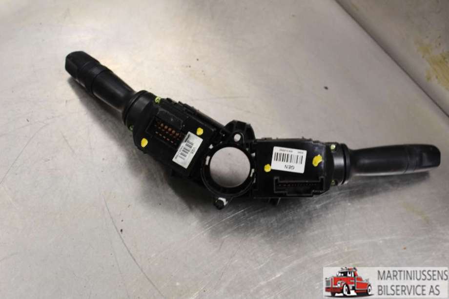 Bryter combi til Hyundai i40 2012-2017  (HYUNDAI||3753MA-2211)