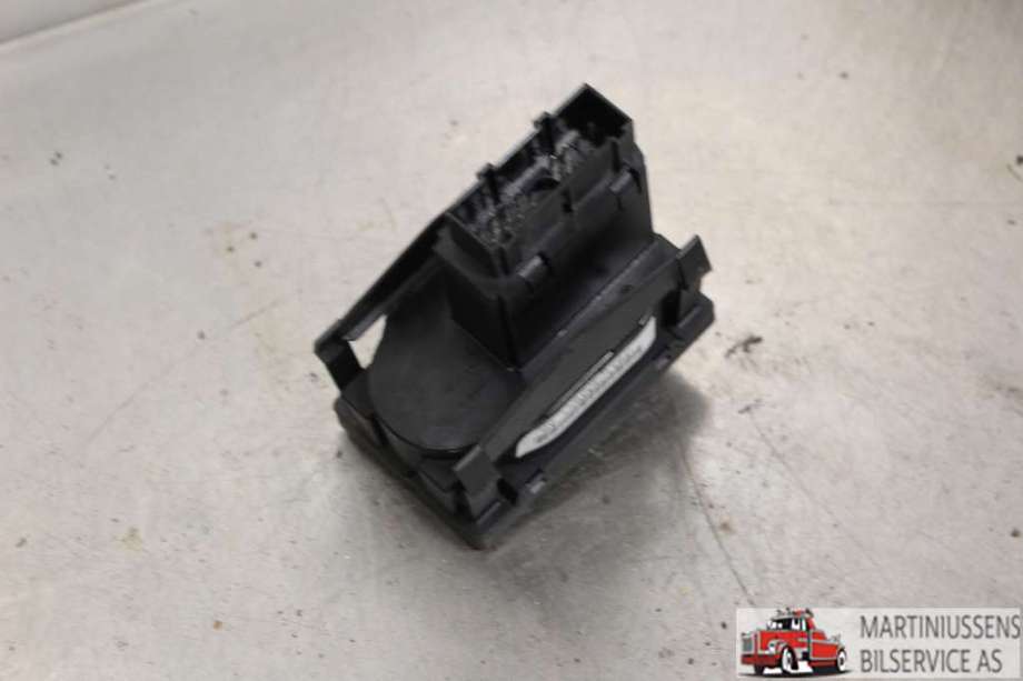 Bryter diverse til Ford C-Max 2003-2007 (Type I, Fase 1)  (FORD||3M5T 13A024 AB)