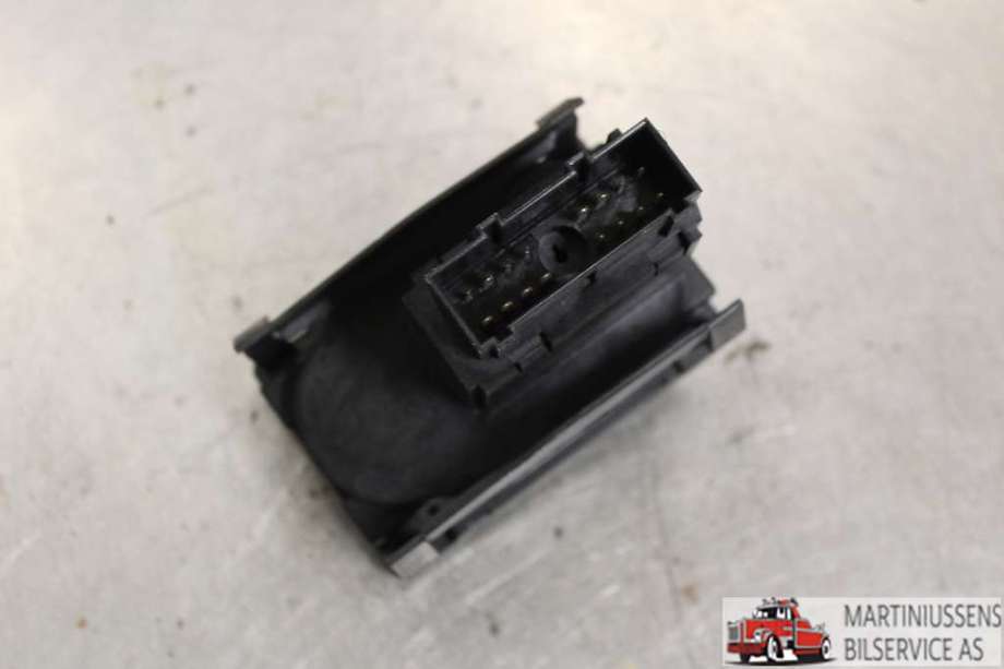 Bryter diverse til Ford C-Max 2003-2007 (Type I, Fase 1)  (FORD||3M5T 13A024 AB)