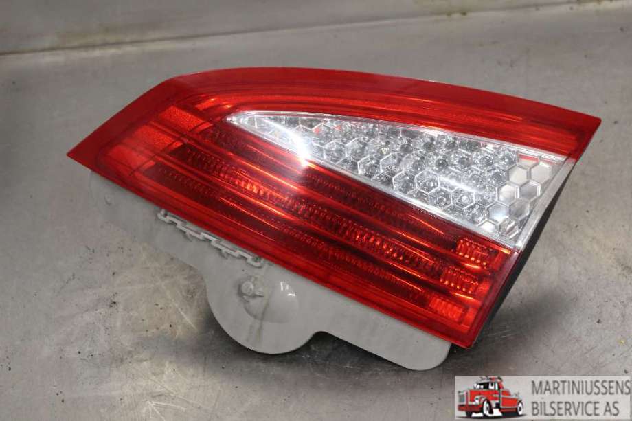 Baklykt høyre indre til Ford Mondeo, 2007-2010 (Type IV, Fase 1)  (FORD|)