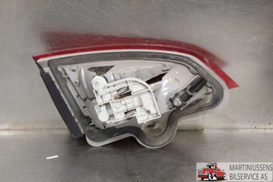 Baklykt høyre indre til Ford Mondeo 2007-2010 (Type IV, Fase 1)  (FORD||7S71-13A602-B)