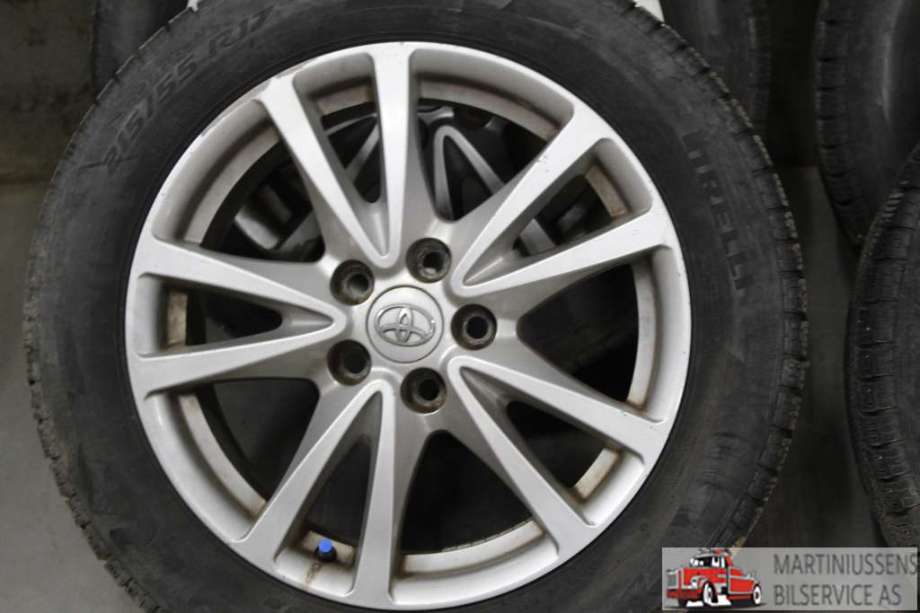 Felgsett aluminium til Toyota Avensis 2009-2015 (Type III, Fase 1)  (TOYOTA|3;5X114|17"|3;7X17 ET45 5X114)