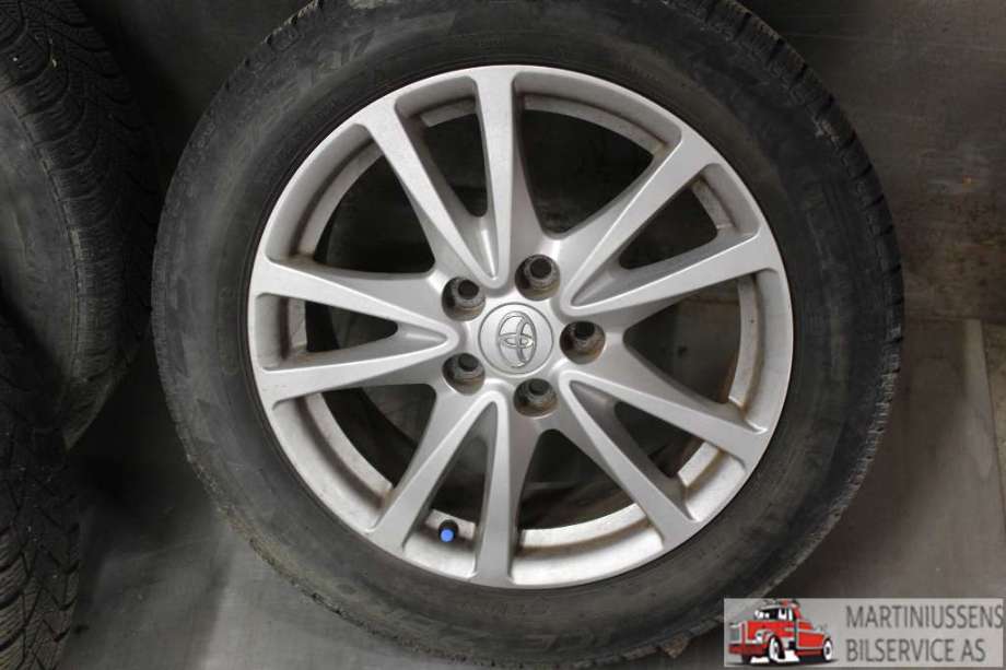 Felgsett aluminium til Toyota Avensis 2009-2015 (Type III, Fase 1)  (TOYOTA|3;5X114|17"|3;7X17 ET45 5X114)