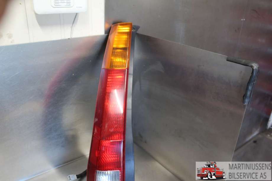 Baklykt venstre til Honda CR-V 2002-2006 (Type II)  (HONDA||2VP 238 038-01)