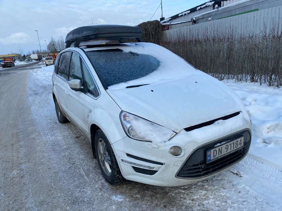 Frontlykt høyre halogen til Ford S-Max, 2010-2015 (Type I, Fase 2)  (FORD|)
