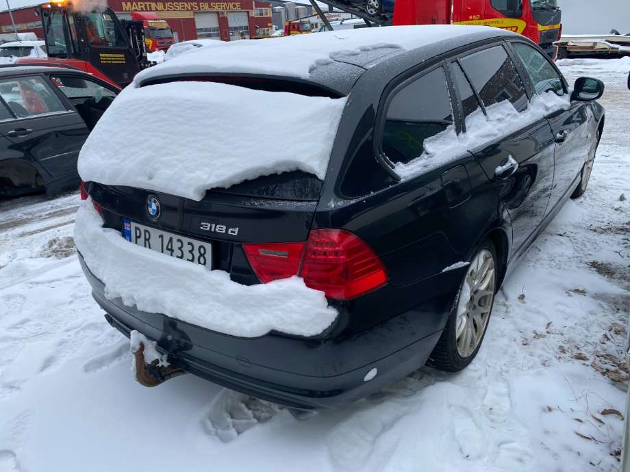 Støtfanger bak til BMW 3-Serie 2005-2011 (E90/E91/E92/E93) (E90/E91/E92/E93) (BMW|)