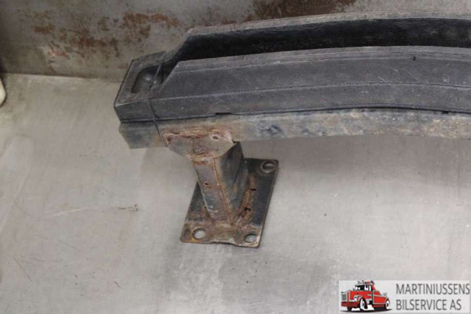 Støtfangerforsterkning foran til Nissan X-Trail 2007-2014 (T31) (T31) (NISSAN|)