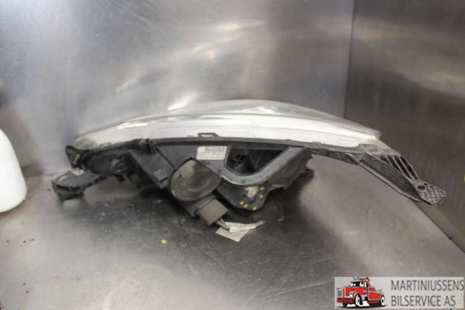 Frontlykt høyre halogen til Citroën C3 2010-2016 (Type II)  (CITROEN||9673814380-02)
