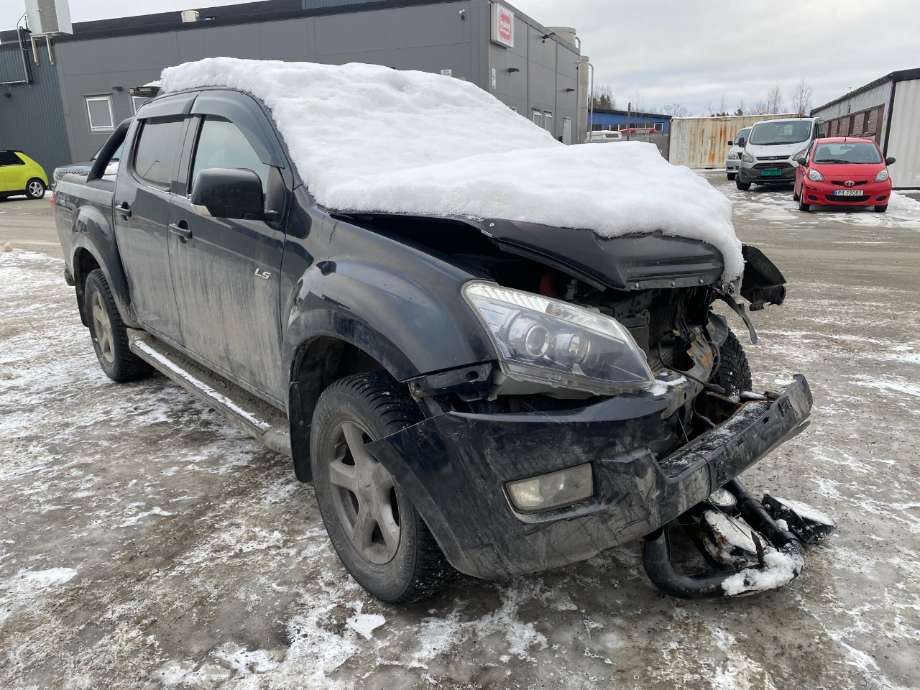 Skjerm høyre foran til Isuzu D-Max, 2012-2017 (Type II, Fase 1)  (ISUZU|)