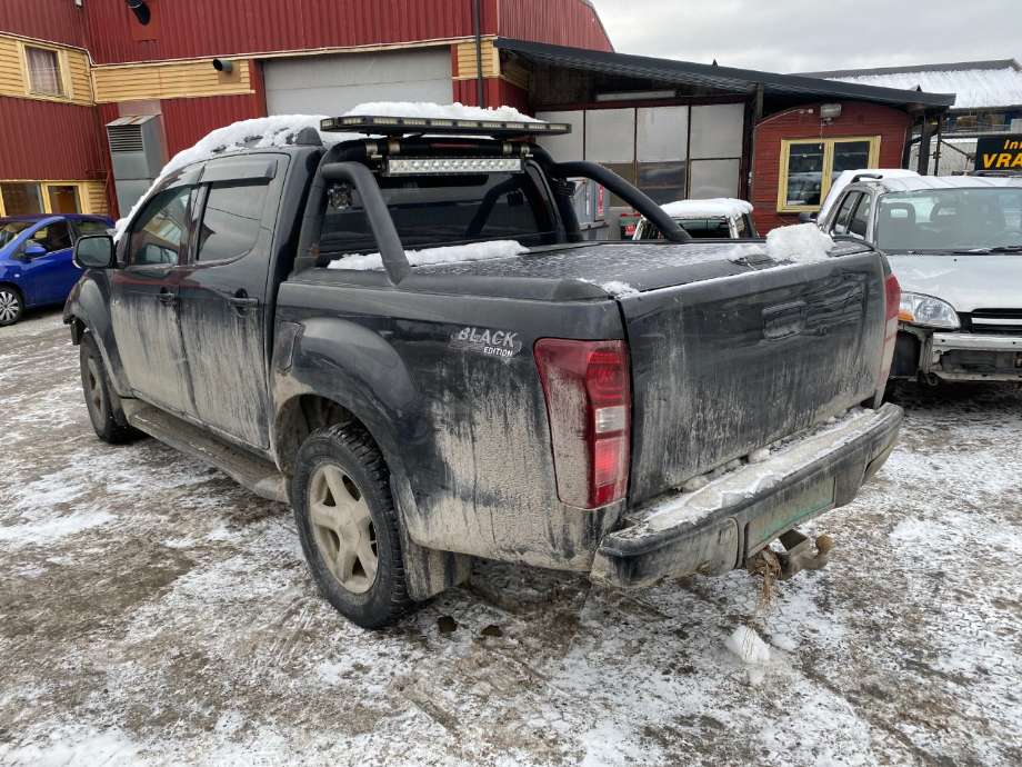 Støtfanger bak til Isuzu D-Max 2012-2017 (Type II, Fase 1)  (ISUZU|)