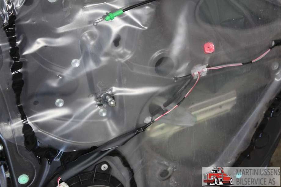 Ruteheis til Toyota Yaris 2009-2011 (Type II, Fase 2)  (TOYOTA|)
