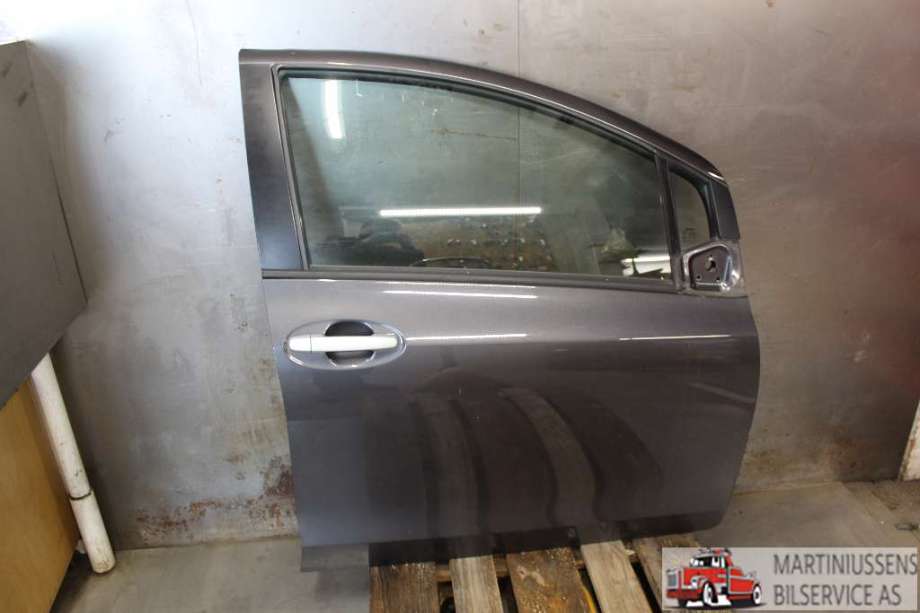 Dørhåndtak utv høyre foran til Toyota Yaris, 2009-2011 (Type II, Fase 2)  (TOYOTA|)