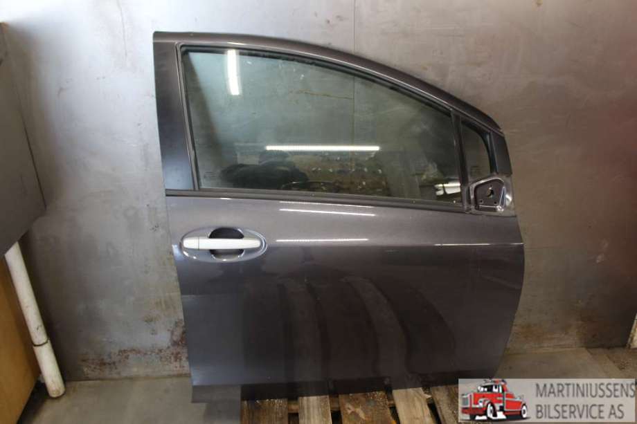 Siderute høyre foran til Toyota Yaris, 2009-2011 (Type II, Fase 2)  (TOYOTA|)