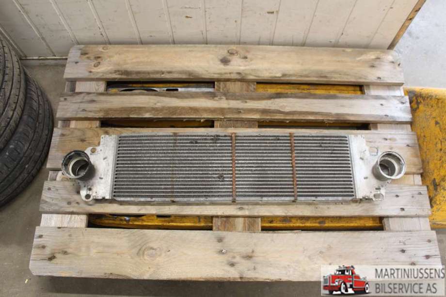 Intercooler til VW Transporter / Caravelle 2009-2015 (Fase 2) (T5) (T5) (VOLKSWAGEN|)