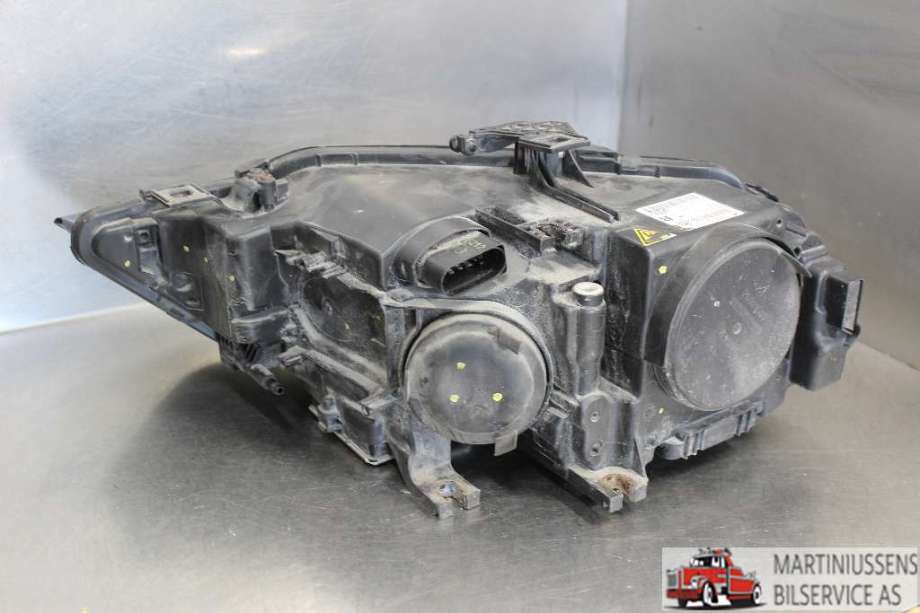 Frontlykt høyre xenon til Audi A4 2007-2014 (Type IV) (B8) (B8) (AUDI|8KO941006C||8K0 941 006 C)