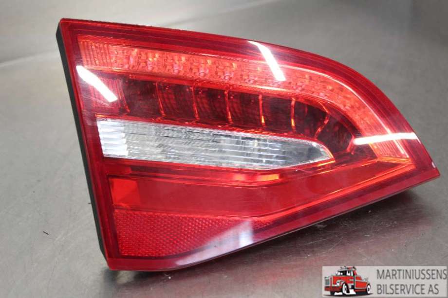 Baklykt venstre indre til Audi A4 2007-2014 (Type IV) (B8) (B8) (AUDI||14S 8K9.945.093.E)