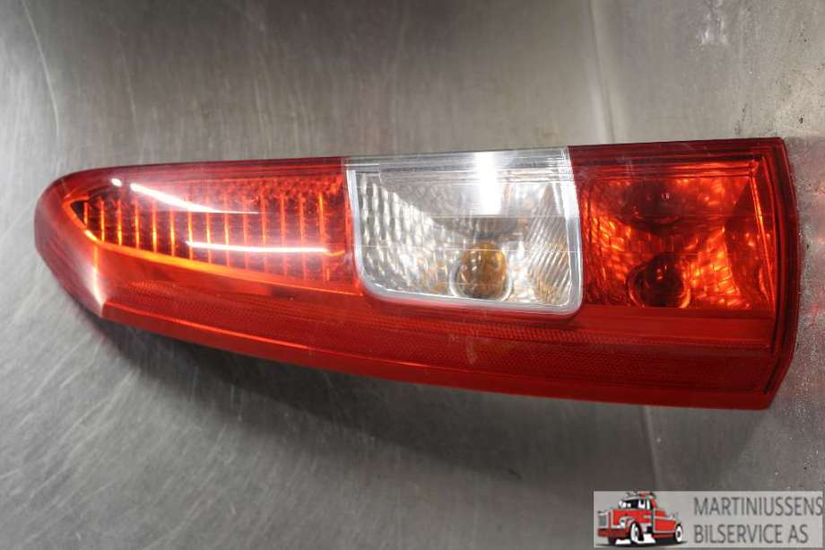 Baklykt venstre til Volvo V70, 2005-2007 (Type II, Fase 2)  (VOLVO|)