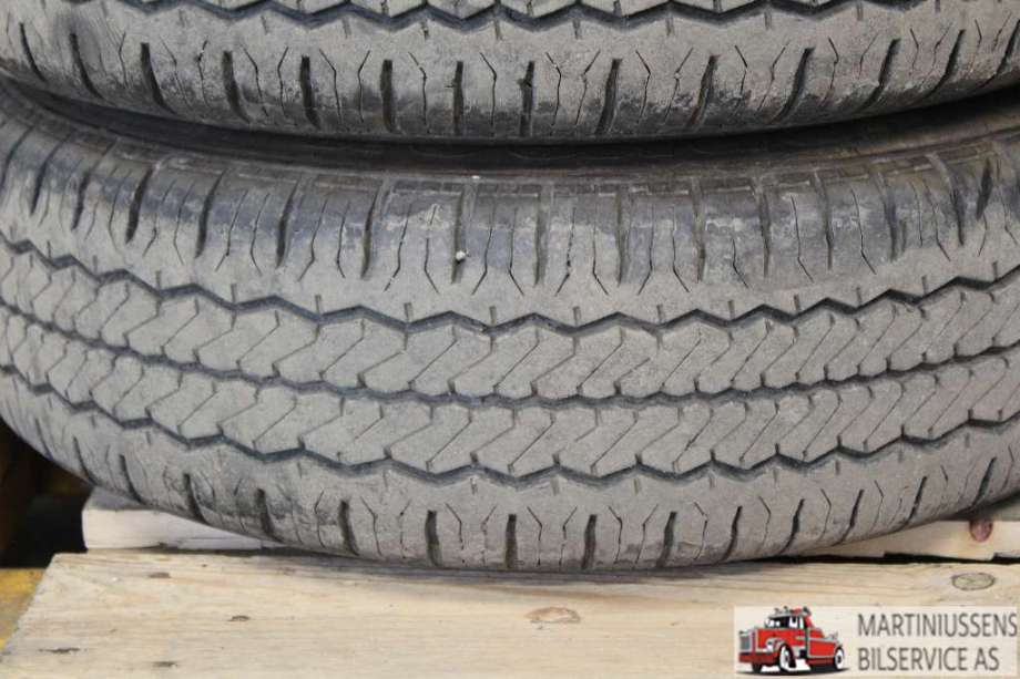 Dekk til Annet Dekk sommer 0-->>  (|-7MM|HANKOOK RADIAL RA08)