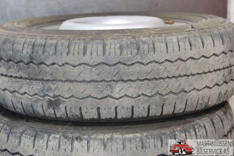 Dekk til Annet Dekk sommer 0-->>  (|-7MM|HANKOOK RADIAL RA08)