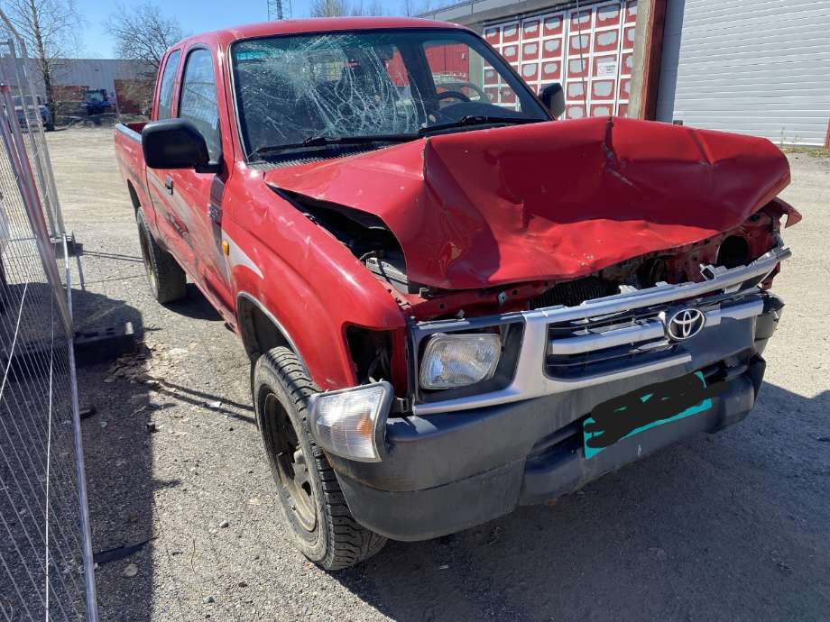 Skjerm høyre foran til Toyota Hilux, 1998-2001 (TOYOTA|)