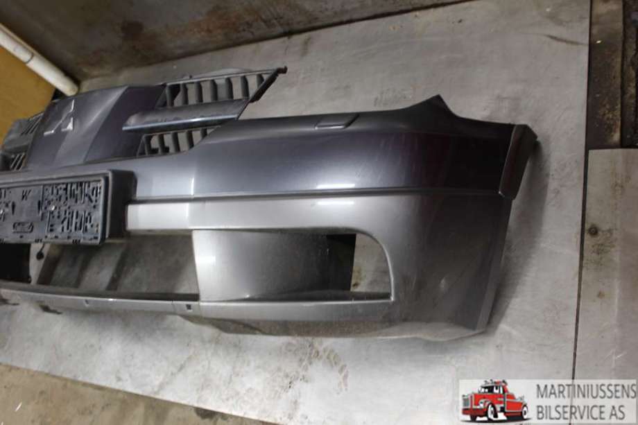 Støtfanger foran til Mitsubishi Outlander 2003-2006 (Type I) (MITSUBISHI|)