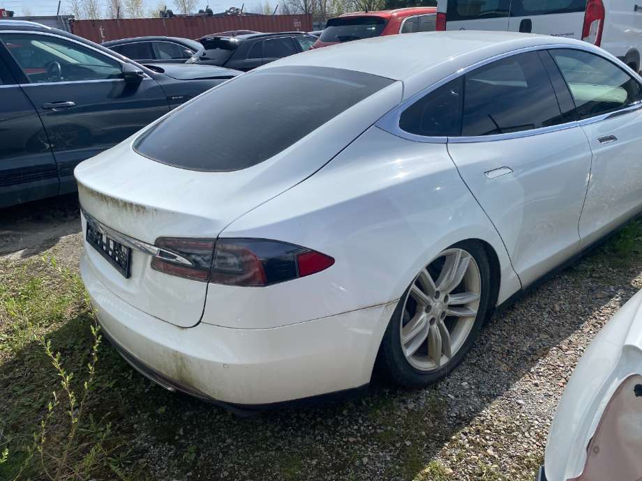 Dørhåndtak utv høyre til Tesla Model S, 2013-2016 (Fase 1)  (TESLA|)