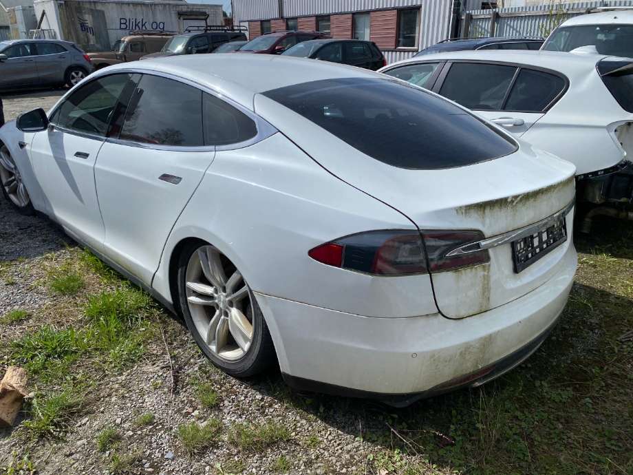 Støtfanger bak til Tesla Model S 2013-2016 (Fase 1)  (TESLA|)
