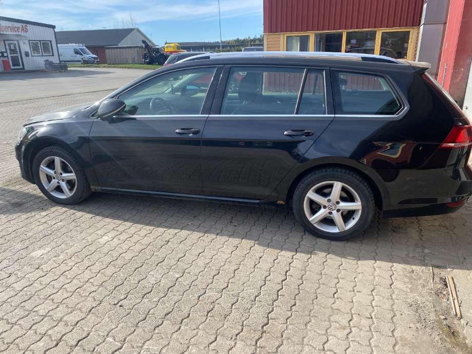Skjerm venstre foran til VW Golf VII, 2012-2017 (Fase 1)  (VOLKSWAGEN|)