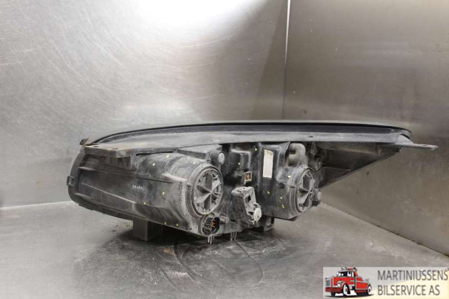 Frontlykt høyre halogen til Kia Soul 2014-2019 (Type II) (KIA|)