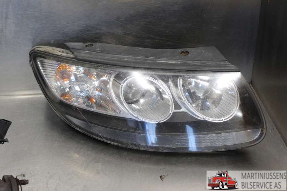 Frontlykt høyre halogen til Hyundai Santa Fe, 2006-2009 (Type II, Fase 1)  (HYUNDAI|)