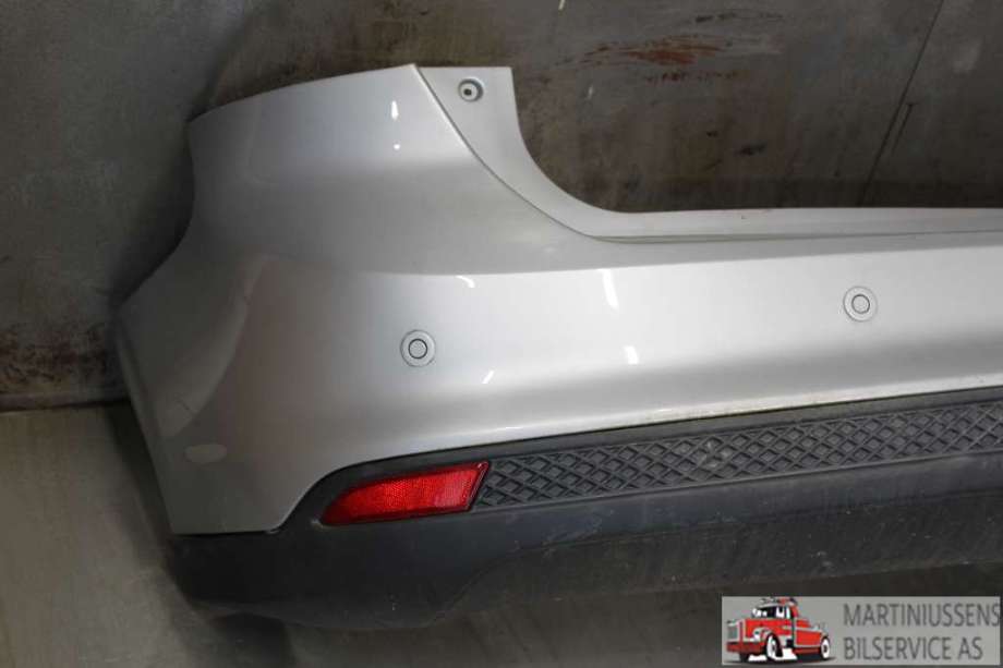 Støtfanger bak til Ford Focus, 2011-2014 (Type III, Fase 1)  (FORD|)