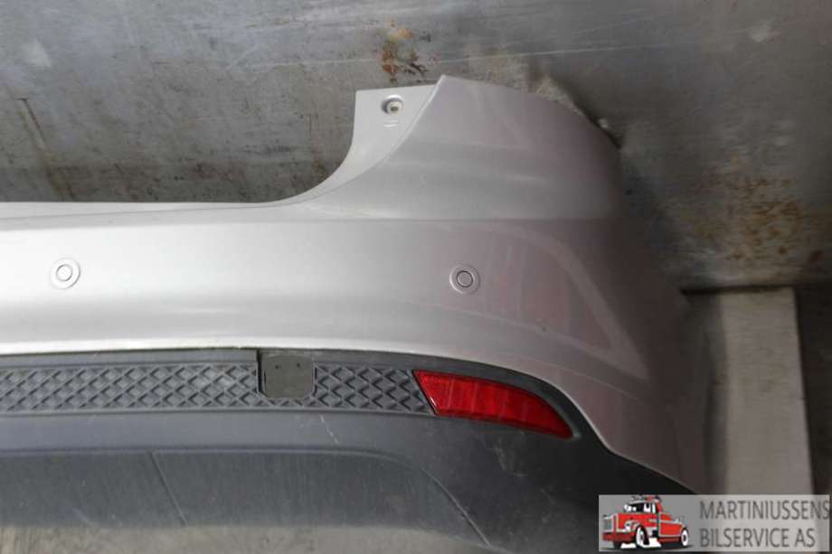 Støtfanger bak til Ford Focus 2011-2014 (Type III, Fase 1) (FORD|)