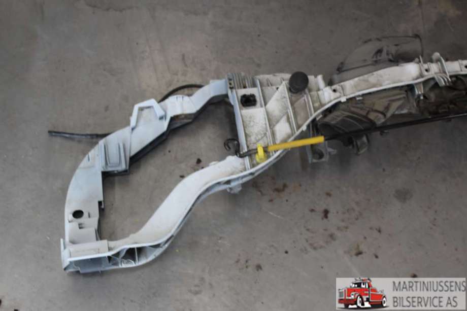 Frontplate øvre til Ford Focus, 2011-2014 (Type III, Fase 1) (FORD|)