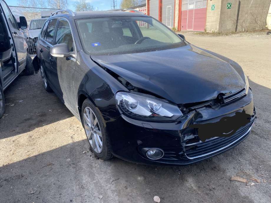 Tåkelykt høyre foran til VW Golf VI, 2008-2012  (VOLKSWAGEN|)
