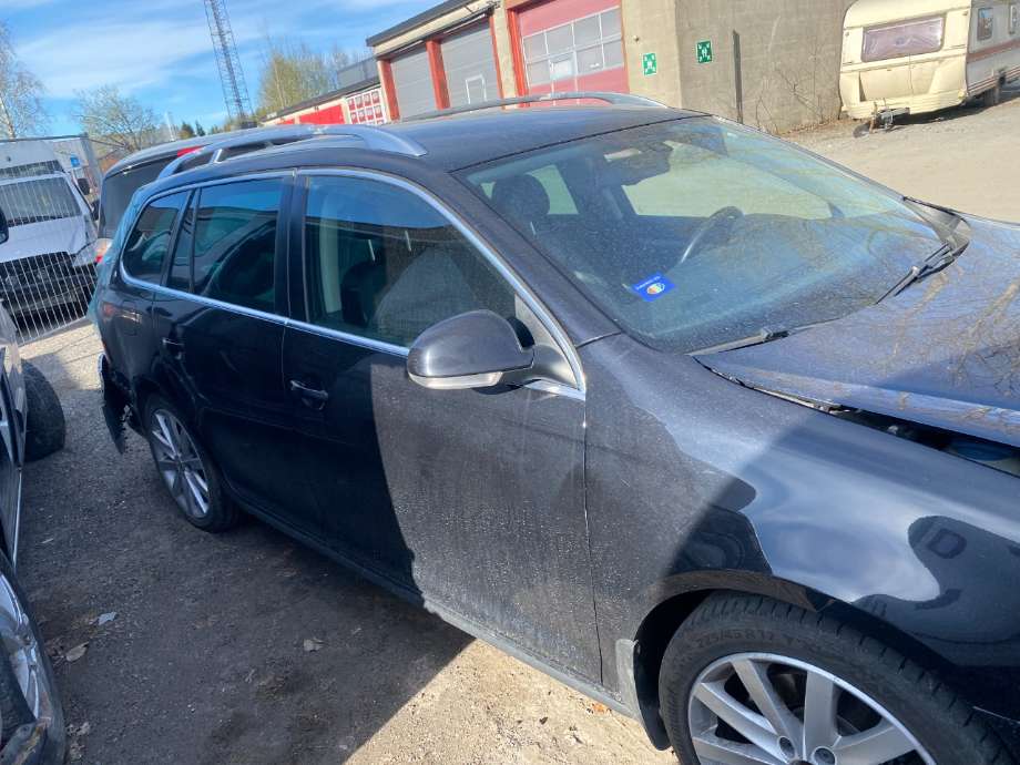 Dør høyre bak til VW Golf VI, 2008-2012  (VOLKSWAGEN|)