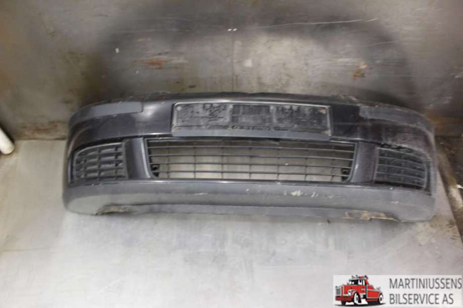 Støtfanger foran til VW Golf V, Combi, 2003-2008  (VOLKSWAGEN|)