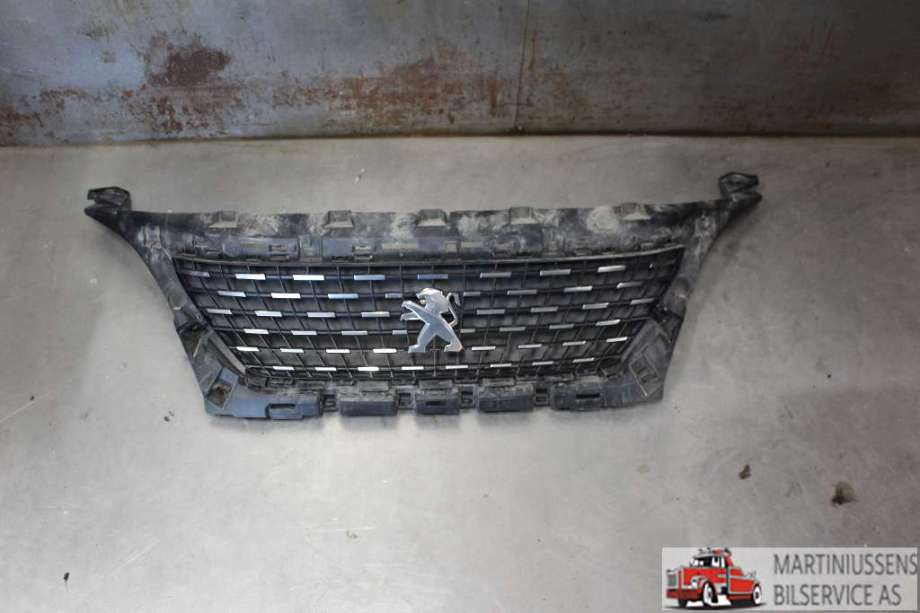 Grill til Peugeot 3008 2016-->> (Type II)  (PEUGEOT|)