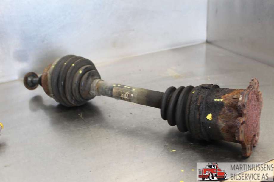 Drivaksel høyre foran til Audi A8 2003-2010 (Type II)  (Audi||4E0 407 272 Q)