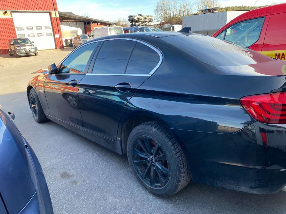 Dør venstre bak til BMW 5-Serie, 2010-2017 (F10/F11) (F10/F11) (BMW|)