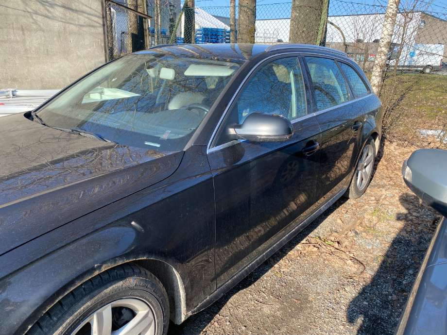 Dør venstre foran til Audi A4, 2007-2014 (Type IV) (B8) (B8) (AUDI|)