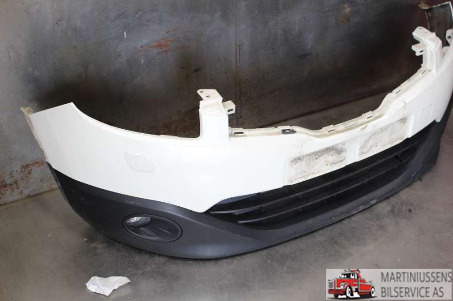 Støtfanger foran til Nissan Qashqai 2010-2014 (Type I, Fase 2)  (NISSAN|)