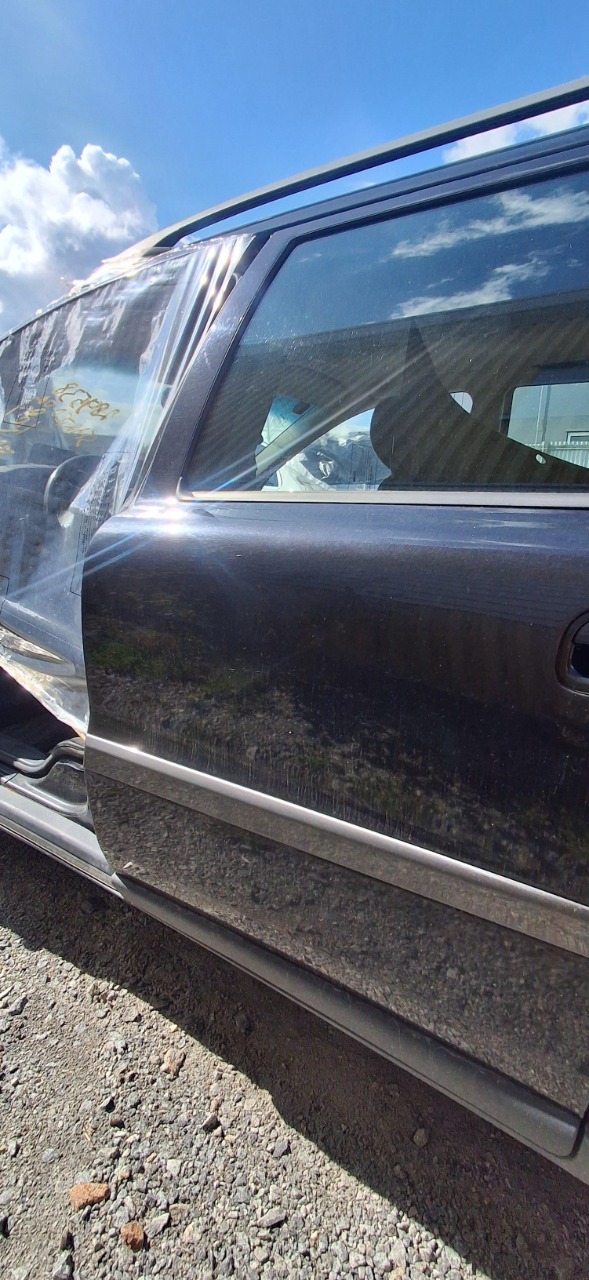 Dør venstre bak til Volvo V70 2000-2004 (Type II, Fase 1)  (VOLVO|)