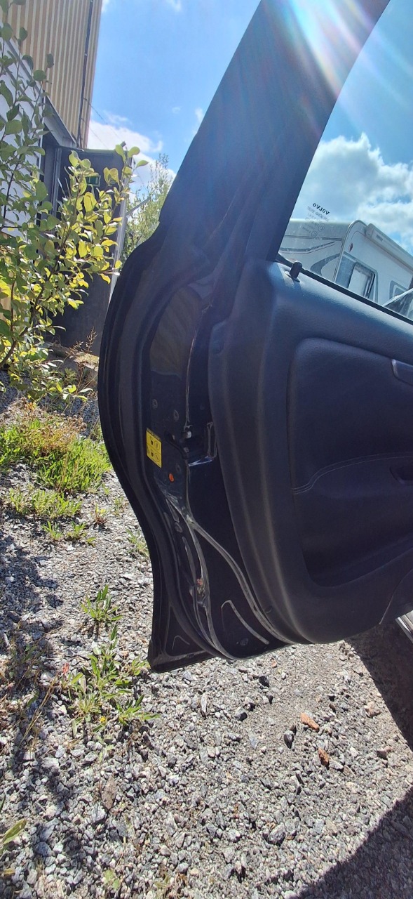 Dør venstre bak til Volvo V70 2000-2004 (Type II, Fase 1)  (VOLVO|)