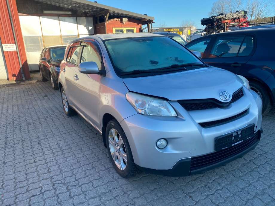 Skjerm høyre foran til Toyota Urban Cruiser, 2009-2014  (TOYOTA|)