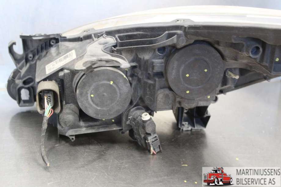 Frontlykt høyre halogen til Peugeot 3008 2009-2016 (Type I)  (PEUGEOT||96 825 190 80)
