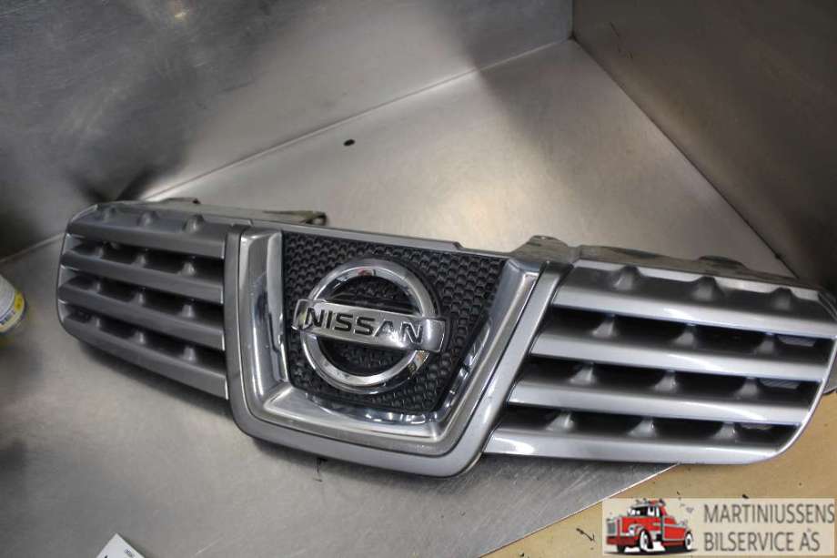 Grill til Nissan Qashqai 2007-2010 (Type I, Fase 1)  (NISSAN|62310 JD00B|)