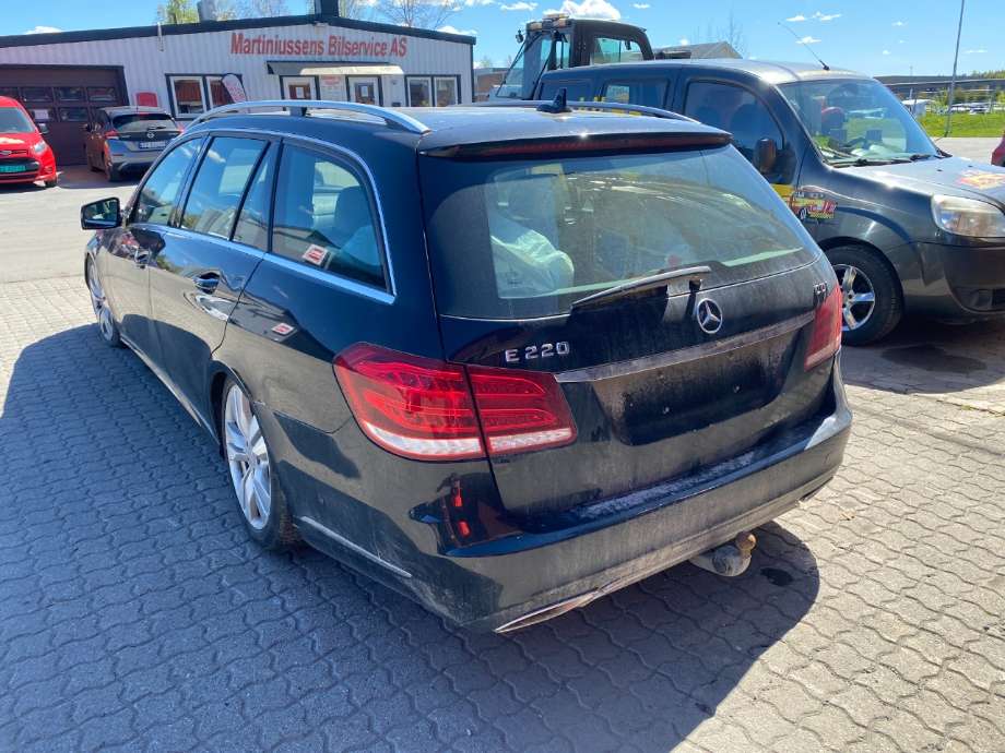 Støtfanger bak til Mercedes E-Klasse 2013-2016 (Fase 2) (W212) (W212) (MERCEDES||A2128857825)